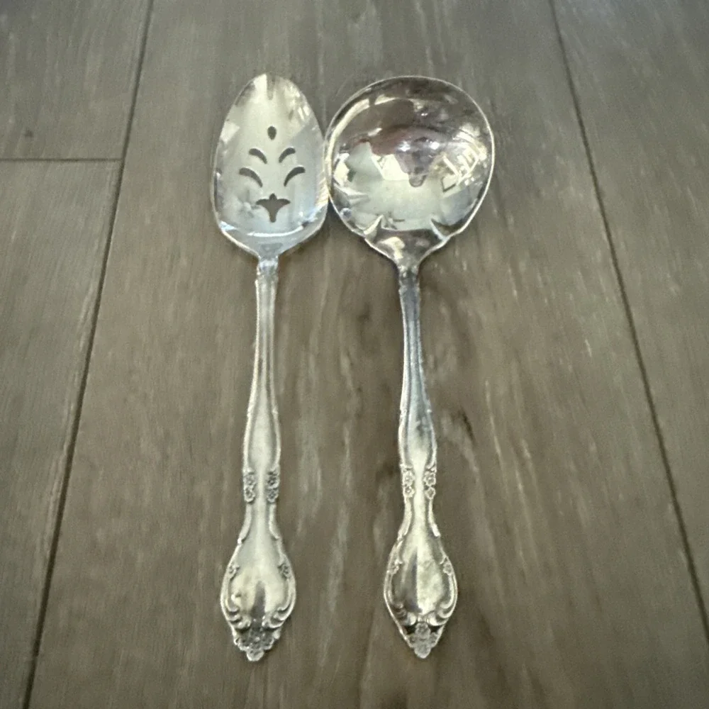 Oneida Community Stainless Affection Serving Set Ladle Pierced Spoon NEW